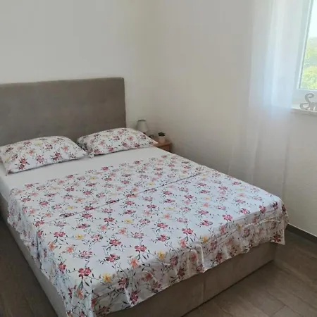 Apartamento Rogoznica's Hidden Gem
