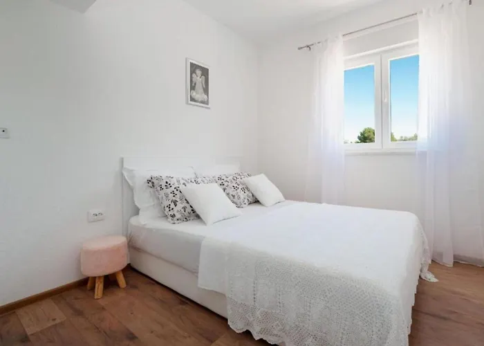 Rogoznica's Hidden Gem Apartman